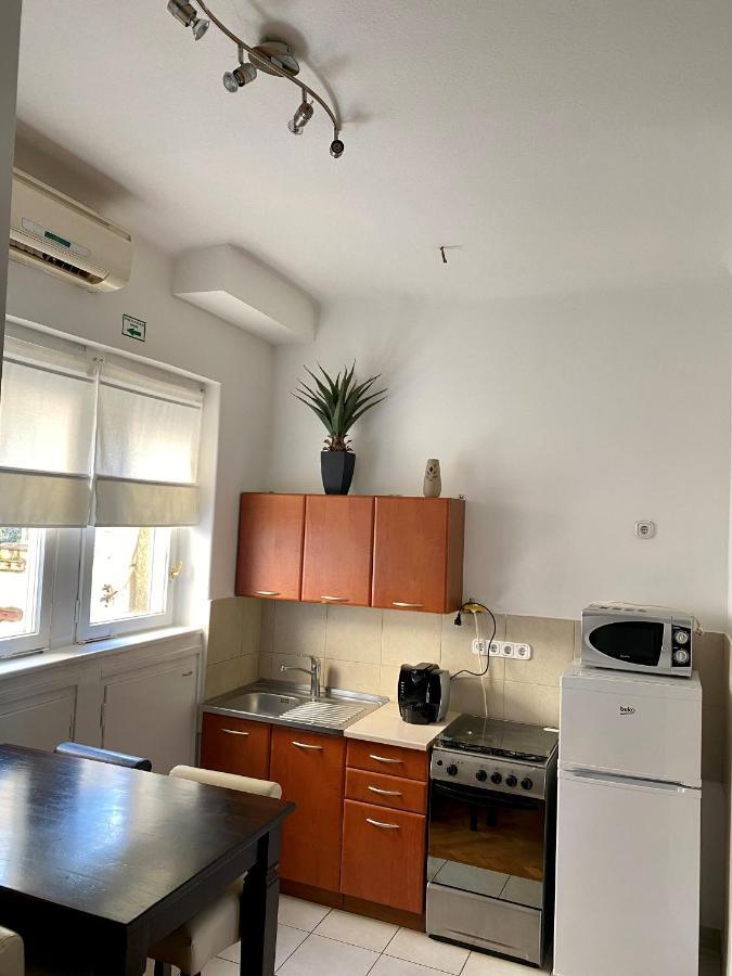 Studio Apartman Thalia Загреб Экстерьер фото